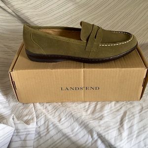 Brand new Lands’ End Lakewood shoe